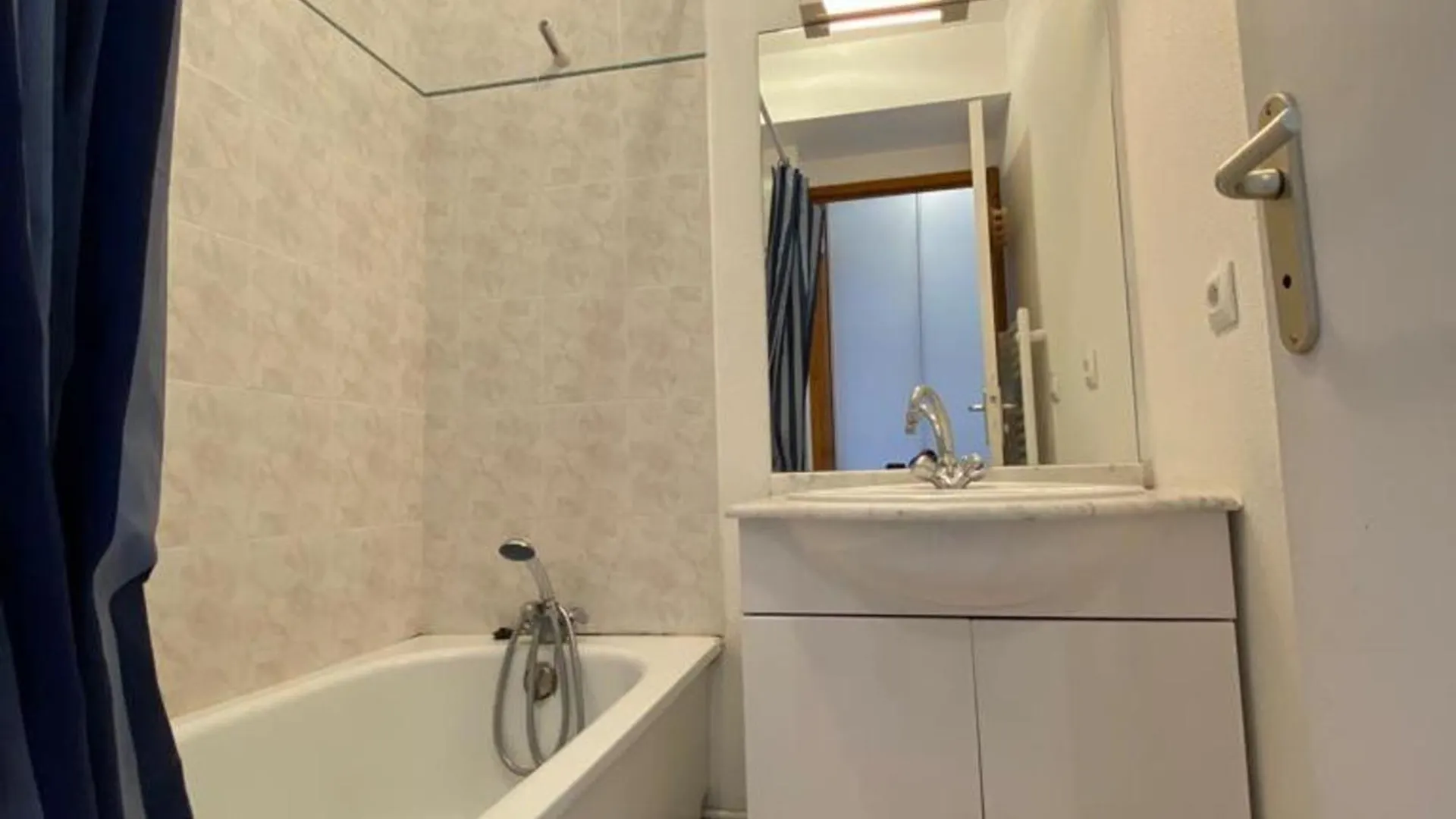 Saint-Étienne-en-DévoluyJoli 2 Pieces Renove Avec Balcon, Au Pied Des Pistes, Pour 4 Personnes, La Joue Du Loup - Fr-1-504-524公寓 0*, Saint-Étienne-en-Dévoluy 法国